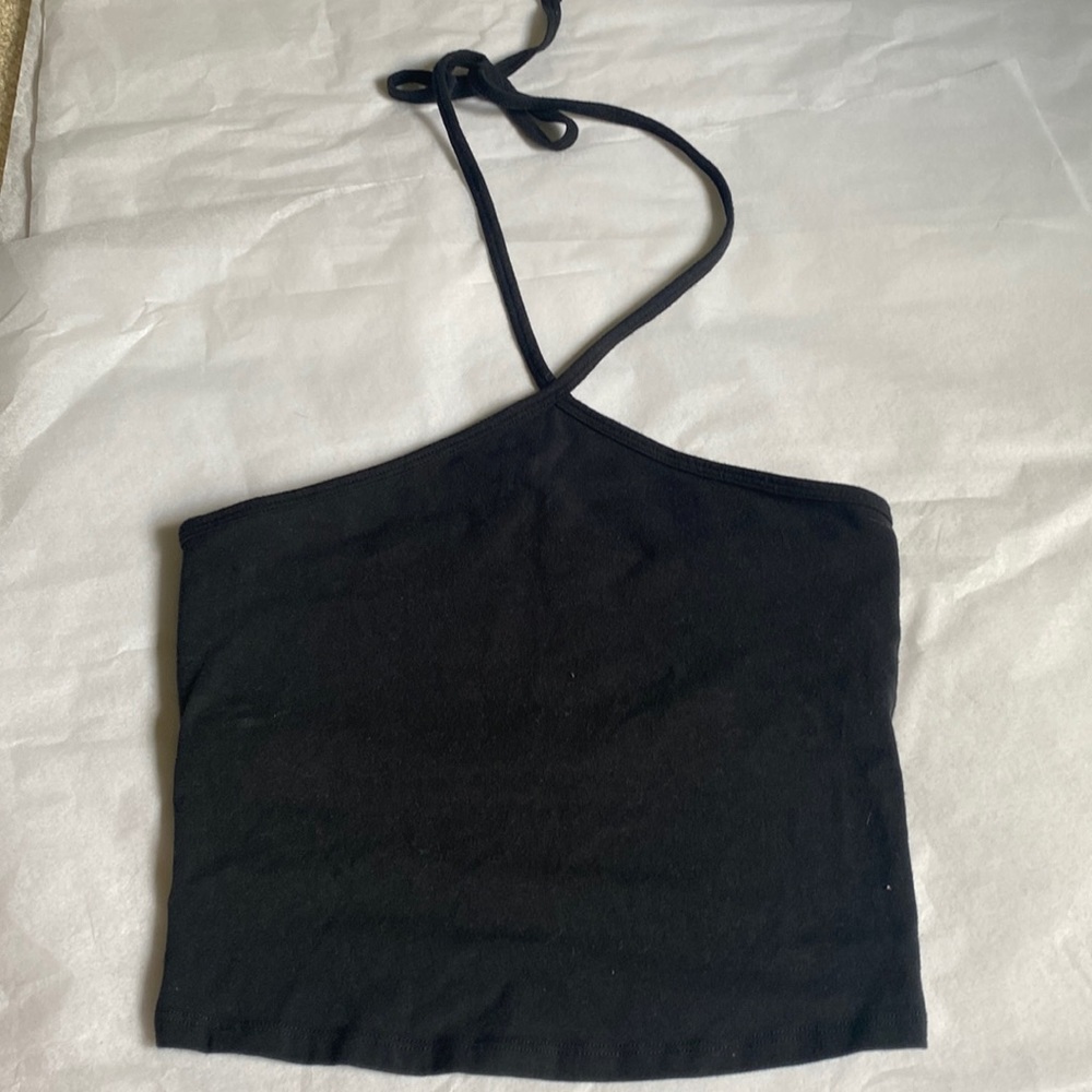 Tie around the neck black crop top